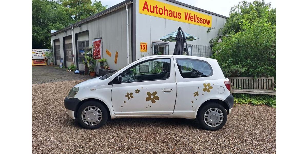 Toyota Yaris 350.000 km 1.890 &euro; Köln Porz 51147