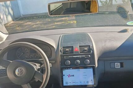 VW Touran 223.000 km 2.000 &euro; Köln 50829