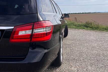 Mercedes-Benz E 200 150.000 km 11.000 &euro; Weilerswist 53919