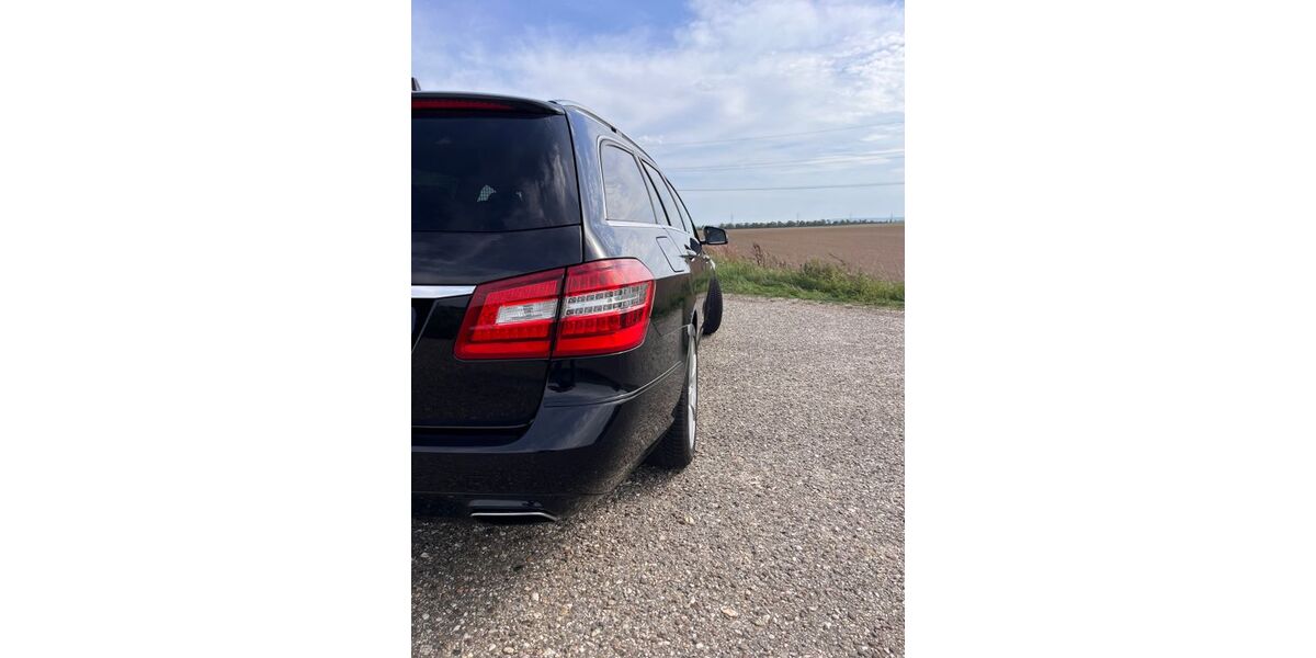 Mercedes-Benz E 200 150.000 km 11.000 &euro; Weilerswist 53919