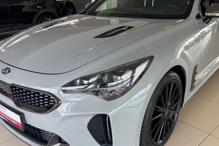 Kia Stinger 82.315 km 28.190 &euro; Brühl 50321