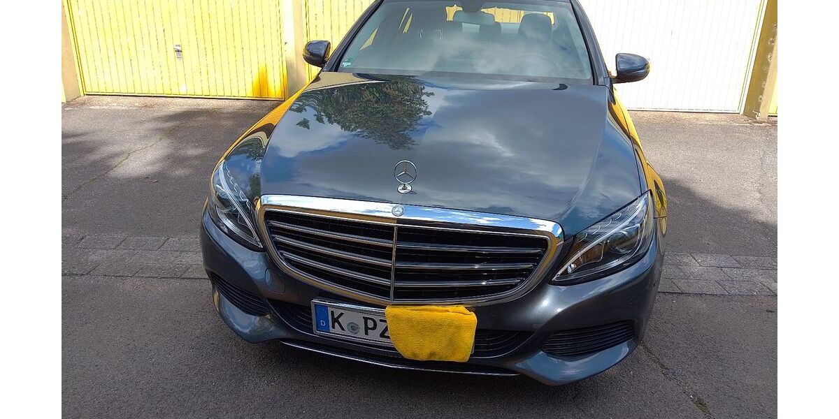 Mercedes-Benz C 180 125.000 km 14.999 &euro; Köln 51149
