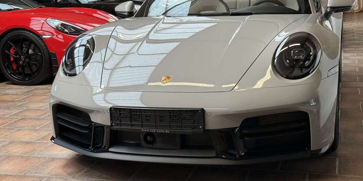 Porsche 992 9.900 km 154.790 &euro; Frechen 50226