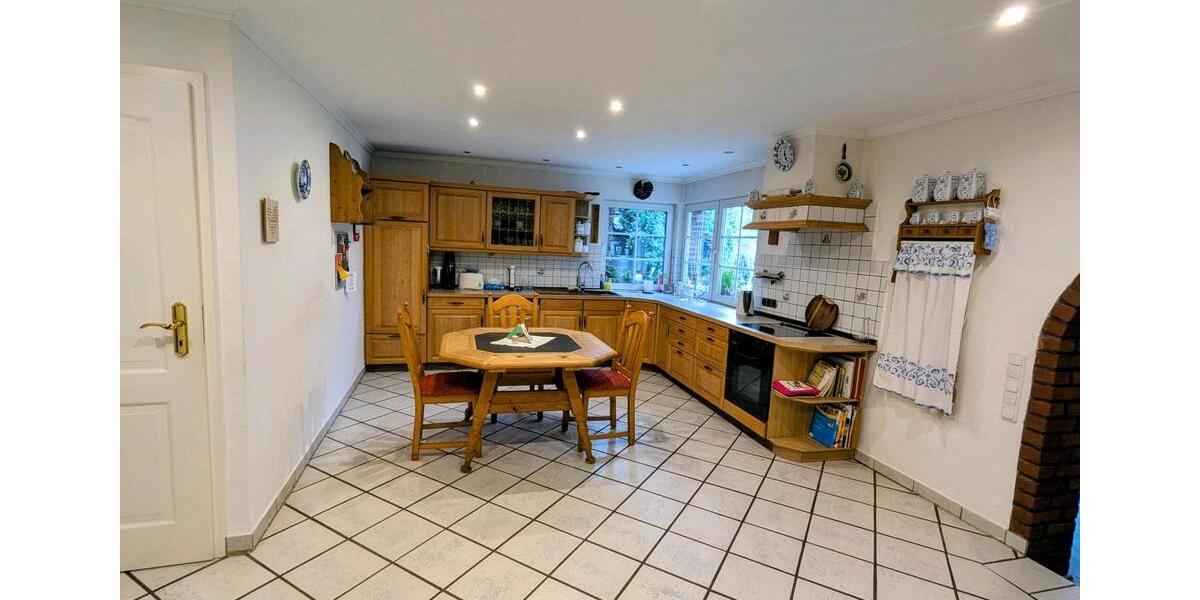 Mehrfamilienhaus, Wohnhaus Grevenbroich - 8.5 Zimmer, 575.000&euro; | Angebot:22970462