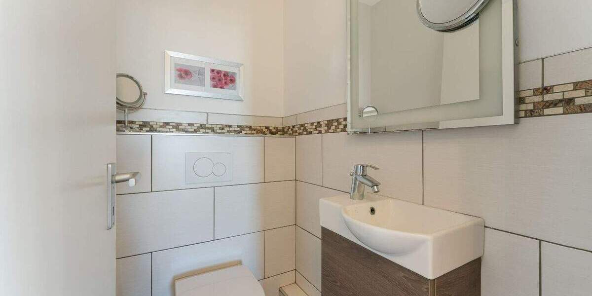 Etagenwohnung Köln Riehl - 3 Zimmer, 85 m&sup2;, 399.000&euro; | Angebot:25738435