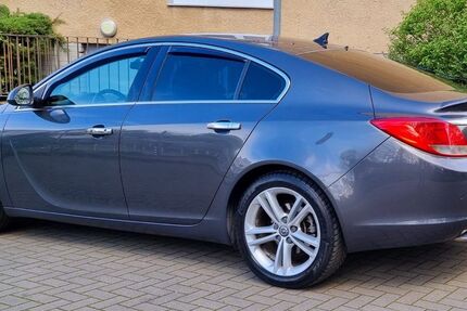 Opel Insignia 164.500 km 4.000 &euro; Köln nieh 50733