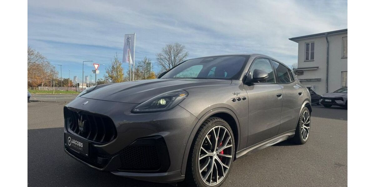 Maserati Grecale 32.800 km 68.800 &euro; Köln 50829