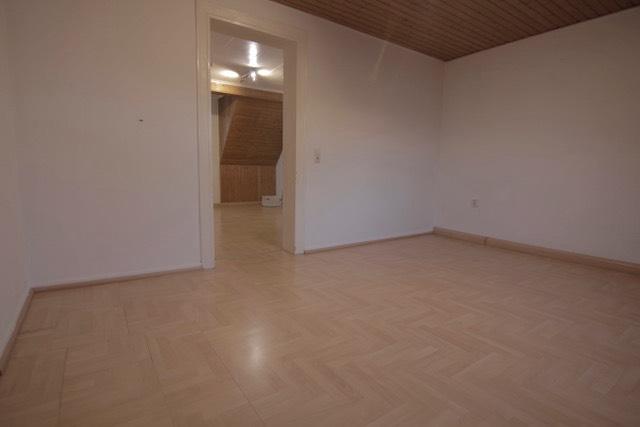 Dachgeschoßwohnung Köln Kalk - 2 Zimmer, 75 m&sup2;, 1.190&euro; | Angebot:25852029