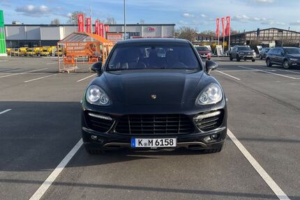 Porsche Cayenne 226.395 km 18.000 &euro; Köln 50767
