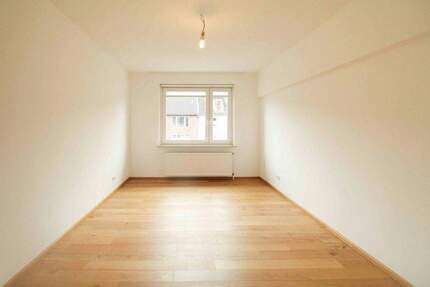 Wohnung Düsseldorf Bilk - 3 Zimmer, 77 m&sup2;, 369.000&euro; | Angebot:25712974