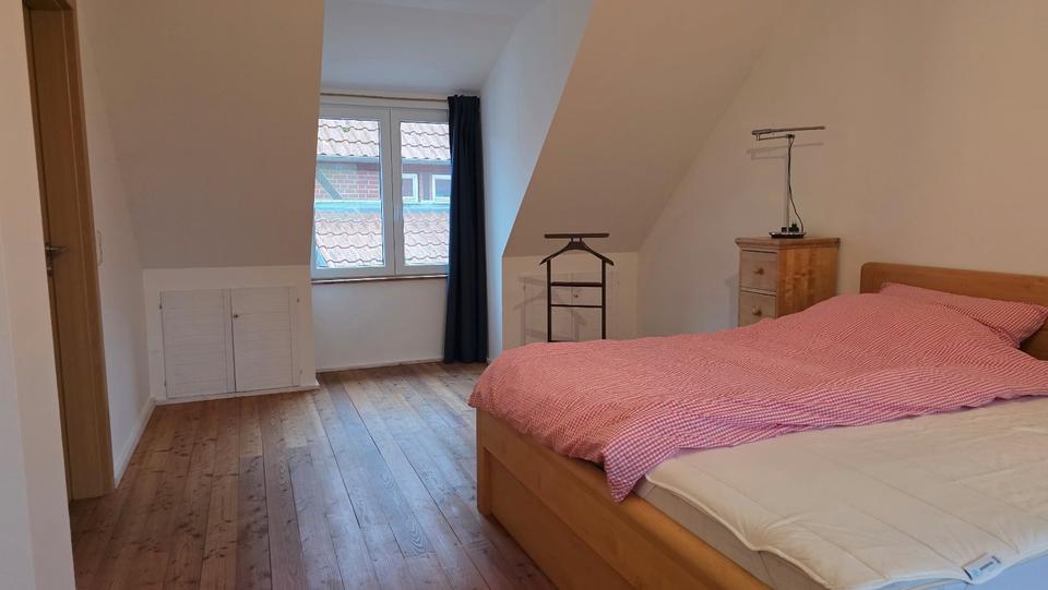 Reihenhaus Köln Mülheim - 4 Zimmer, 125 m&sup2;, 310.000&euro; | Angebot:25761556