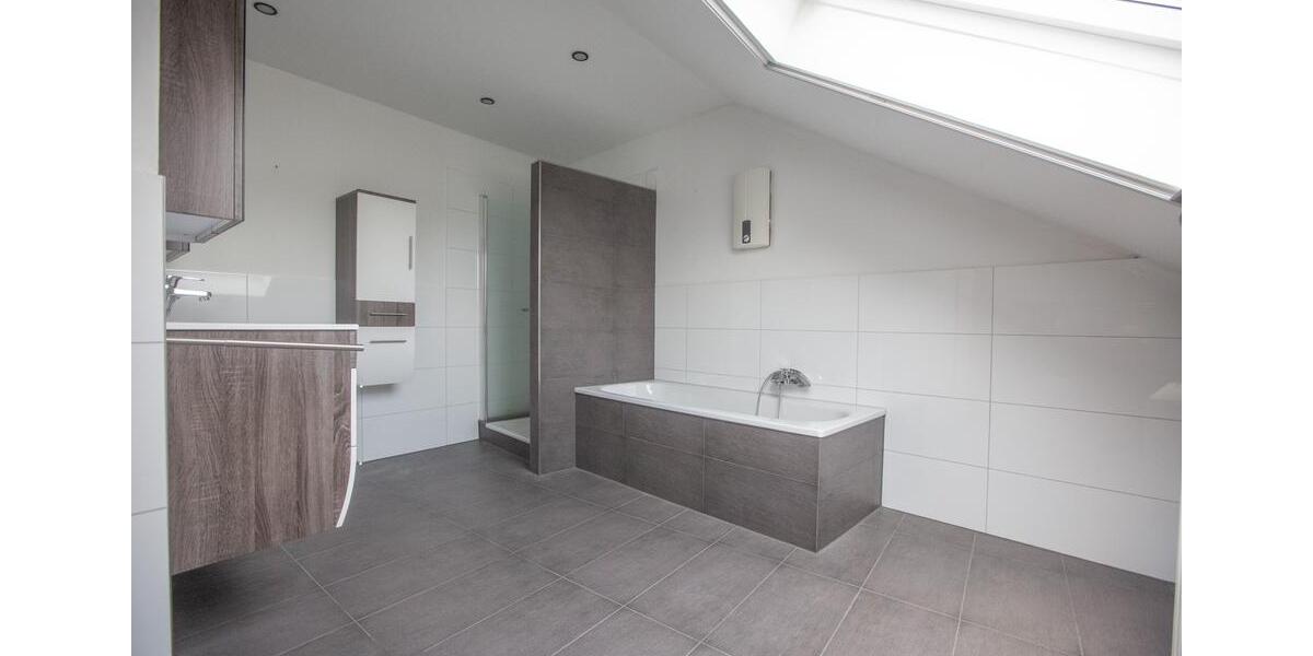 Reihenhaus Inden - 12 Zimmer, 280 m&sup2;, 349.900&euro; | Angebot:25540814