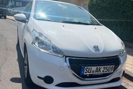 Peugeot 208 94.178 km 3.850 &euro; Bornheim 53332