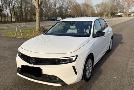 Opel Astra 19.750 km 17.490 &euro; Köln 50769