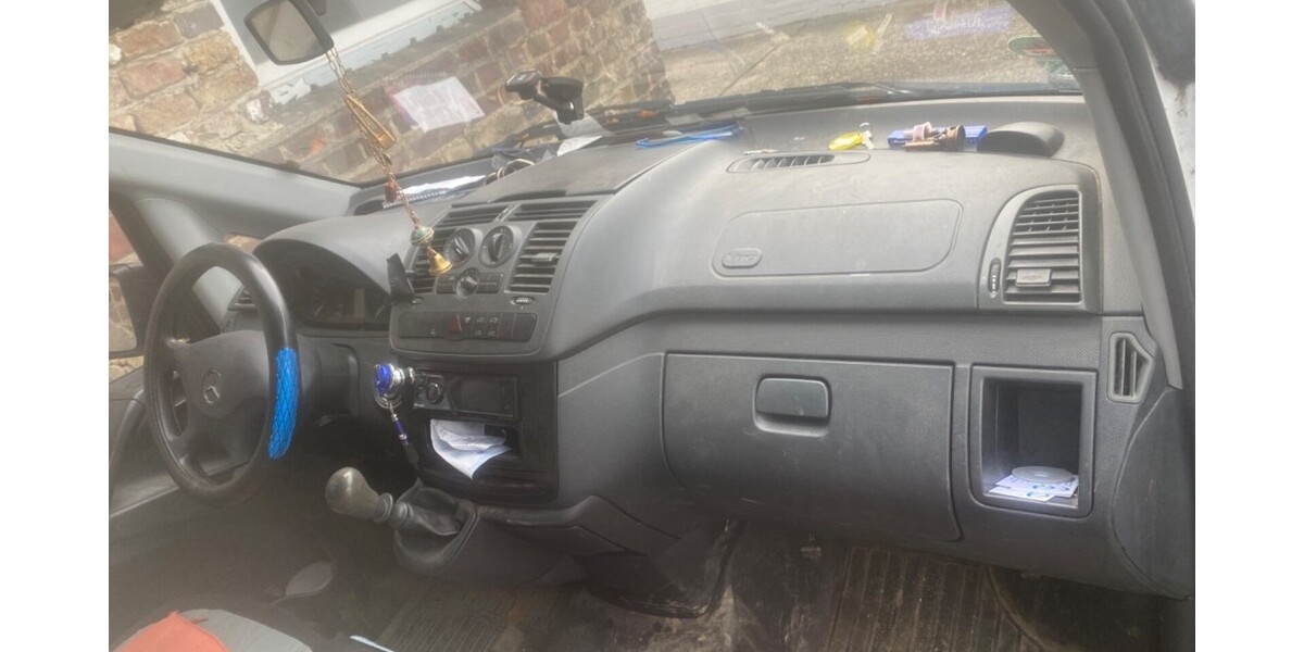 Mercedes-Benz Vito Kasten 259.000 km 5.400 &euro; Köln 50667