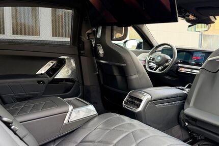 BMW i7 16.528 km 103.950 &euro; Köln 50739