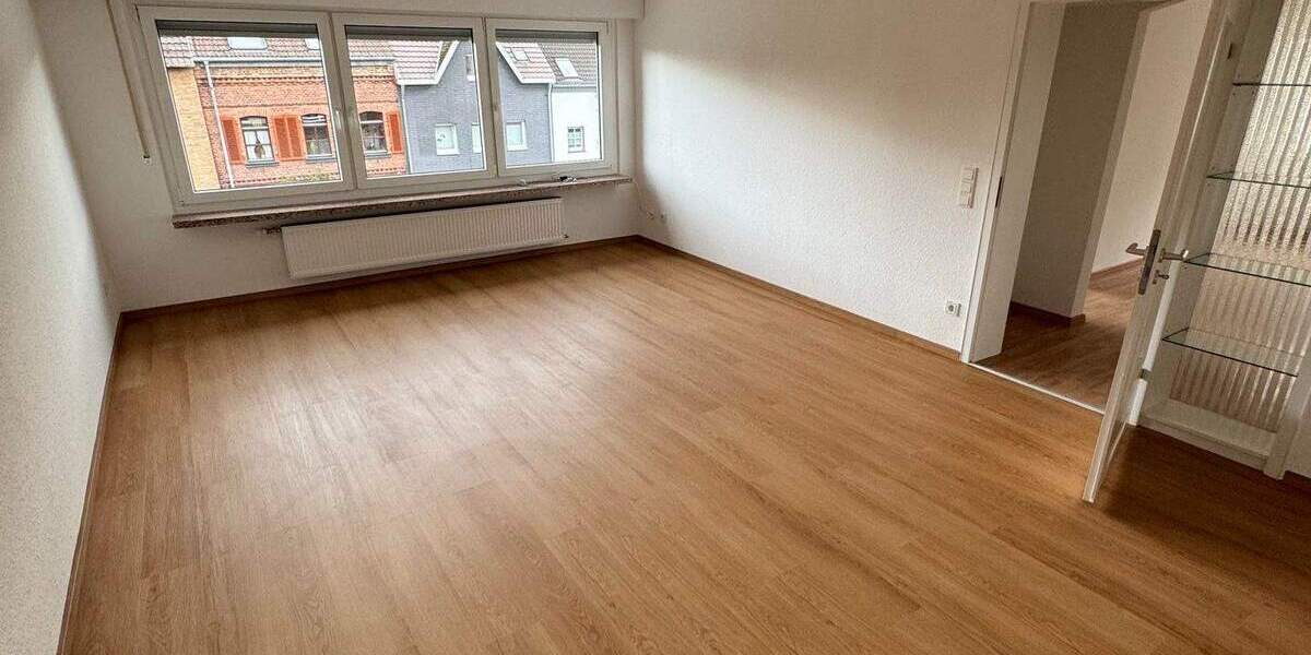 Etagenwohnung Brühl Pingsdorf - 3 Zimmer, 84 m&sup2;, 1.000&euro; | Angebot:25726743