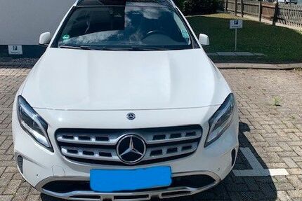 Mercedes-Benz GLA 180 126.000 km 15.500 &euro; Dormagen 41541