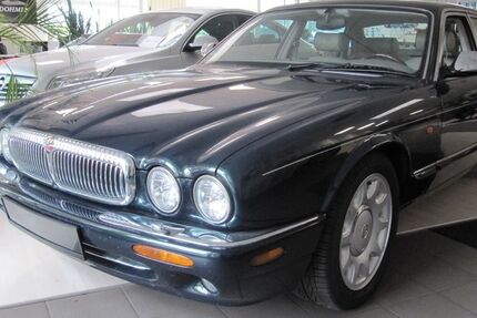 Jaguar Daimler 93.200 km 28.999 &euro; Düren 52353