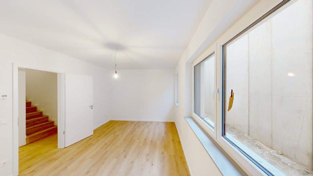 Etagenwohnung Euskirchen Roitzheim - 4 Zimmer, 203 m&sup2;, 2.190&euro; | Angebot:25703217