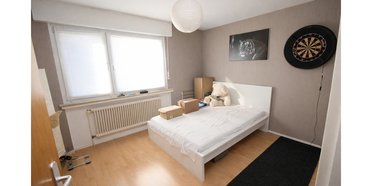 Mit 3D: Mehrfamilienhaus 4 Einheiten (2 Wg. frei) + 4 Garagen – Potenzial bis ca. 40.000 EUR p.a. - Mehrfamilienhaus, Wohnhaus Brühl | Angebot:26001821