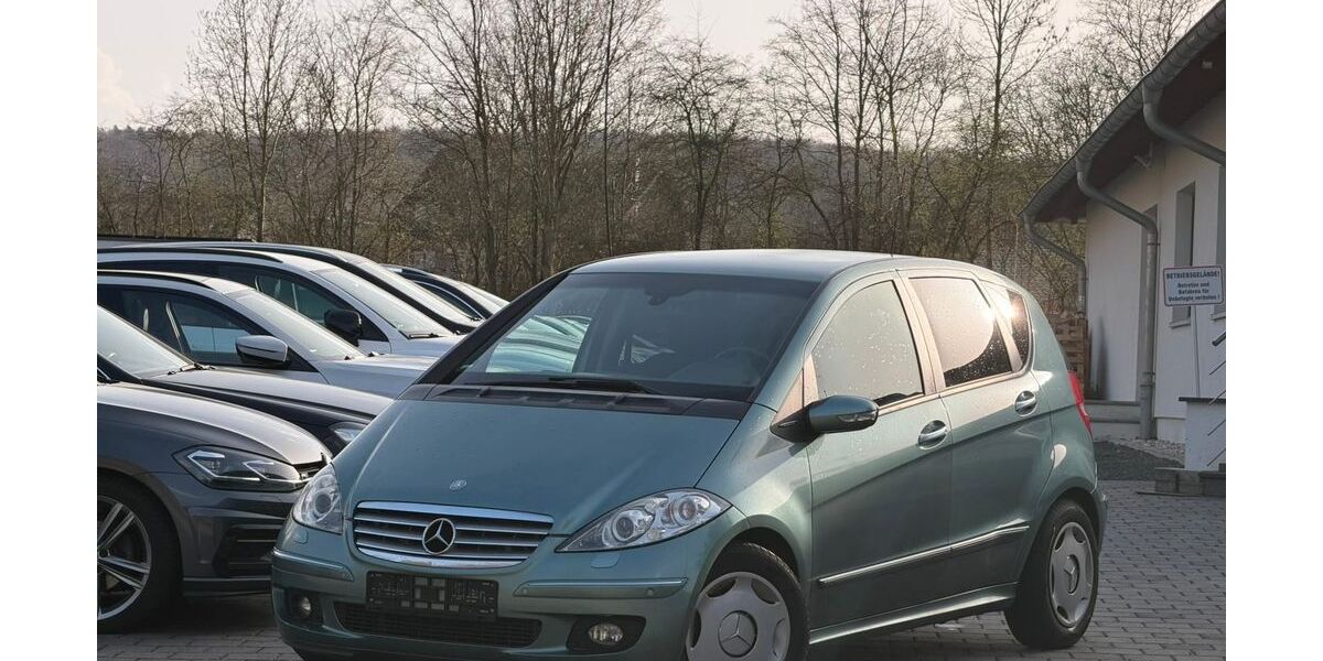Mercedes-Benz A 200 152.000 km 2.950 &euro; Langerwehe 52379