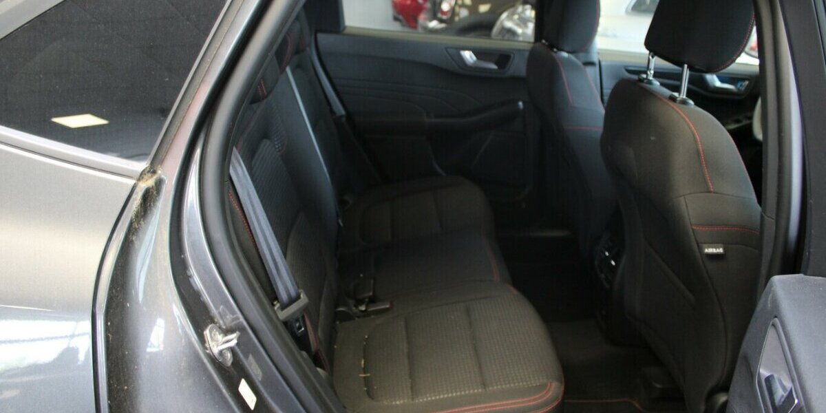 Ford Kuga 1.5 EcoBoost ST-Line 24.840 km 19.980 &euro; Euskirchen 53881