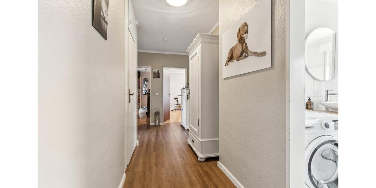 Hochparterre Köln Nippes - 1 Zimmer, 24 m&sup2;, 795&euro; | Angebot:25948988