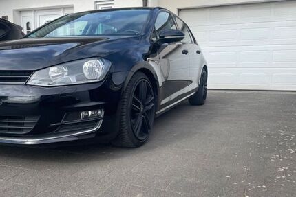 VW Golf 177.000 km 11.400 &euro; Weilerswist 53919