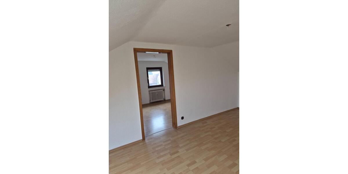 Dachgeschoßwohnung Weilerswist - 2 Zimmer, 46 m&sup2;, 400&euro; | Angebot:25292890