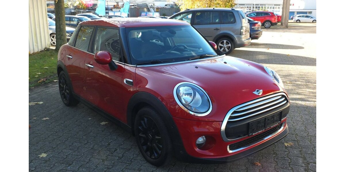 Mini ONE NAVI KLIMAAUT ROTMETALLIC PDC 5-TÜRIG 108.788 km 9.904 &euro; Köln 50858