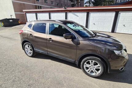 Nissan Qashqai 96.000 km 11.990 &euro; Jülich 52428