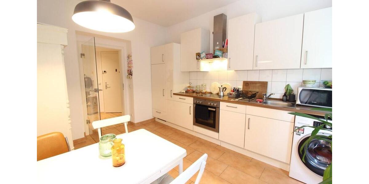 Etagenwohnung Köln Lindenthal - 2 Zimmer, 60 m&sup2;, 1.300&euro; | Angebot:25811946