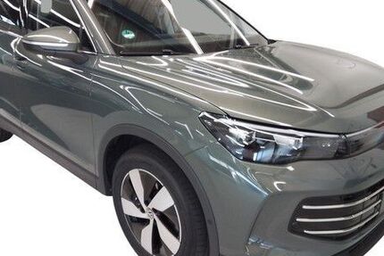VW Tiguan 7.800 km 39.999 &euro; Grevenbroich 41515