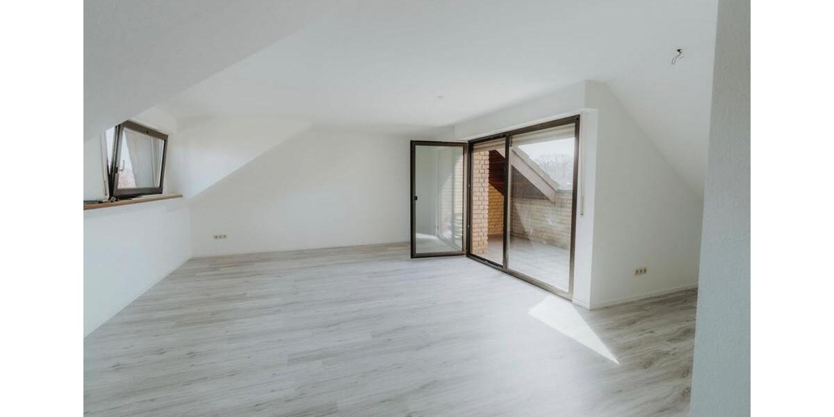 Dachgeschoßwohnung Pulheim - 2 Zimmer, 80 m&sup2;, 1.100&euro; | Angebot:25858771