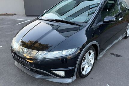 Honda Civic 295.000 km 1.990 &euro; Köln 50739