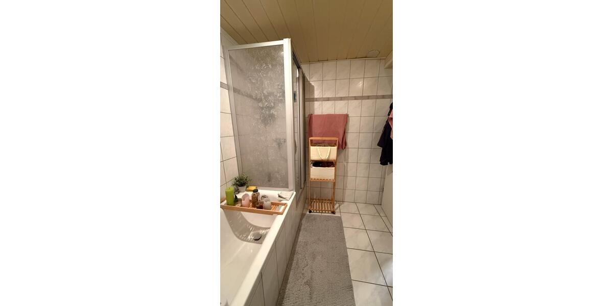 Etagenwohnung Bergheim Ahe - 2 Zimmer, 71 m&sup2;, 1.190&euro; | Angebot:25858719