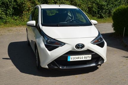 Toyota Aygo (X) 99.879 km 9.000 &euro; KÖLN 51109