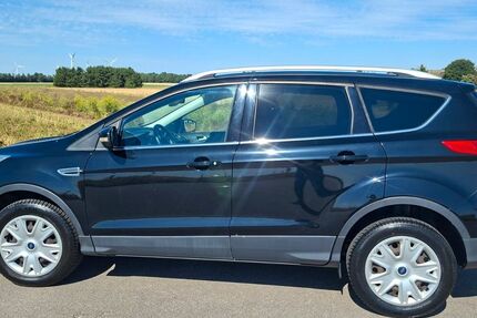 Ford Kuga 148.000 km 7.800 &euro; Titz 52445