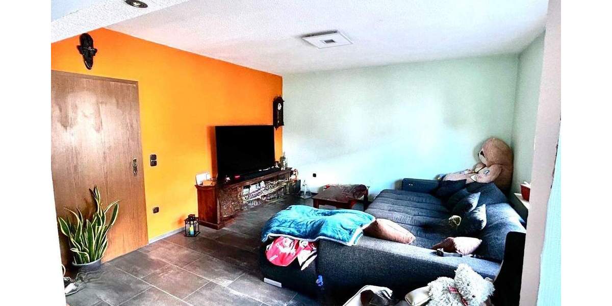 Mehrfamilienhaus, Wohnhaus Neuss Rosellen - 7 Zimmer, 155 m&sup2;, 495.000&euro; | Angebot:25687656