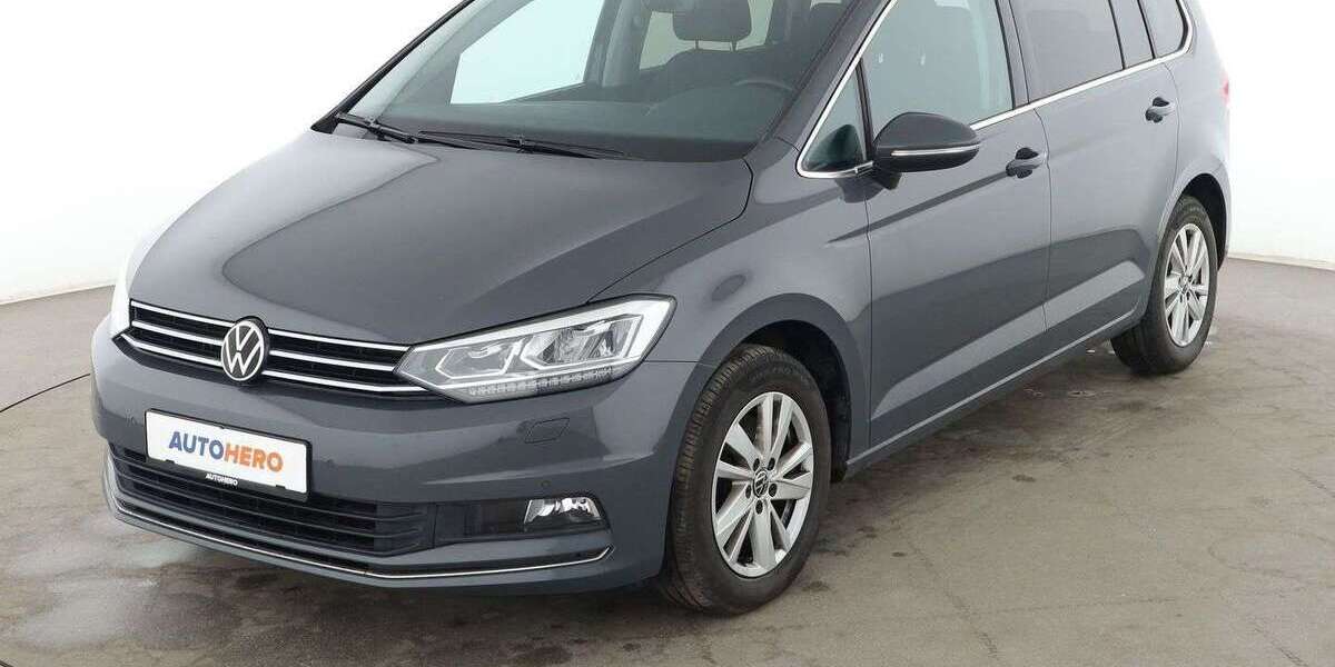VW Touran 94.897 km 24.350 &euro; Köln 50739
