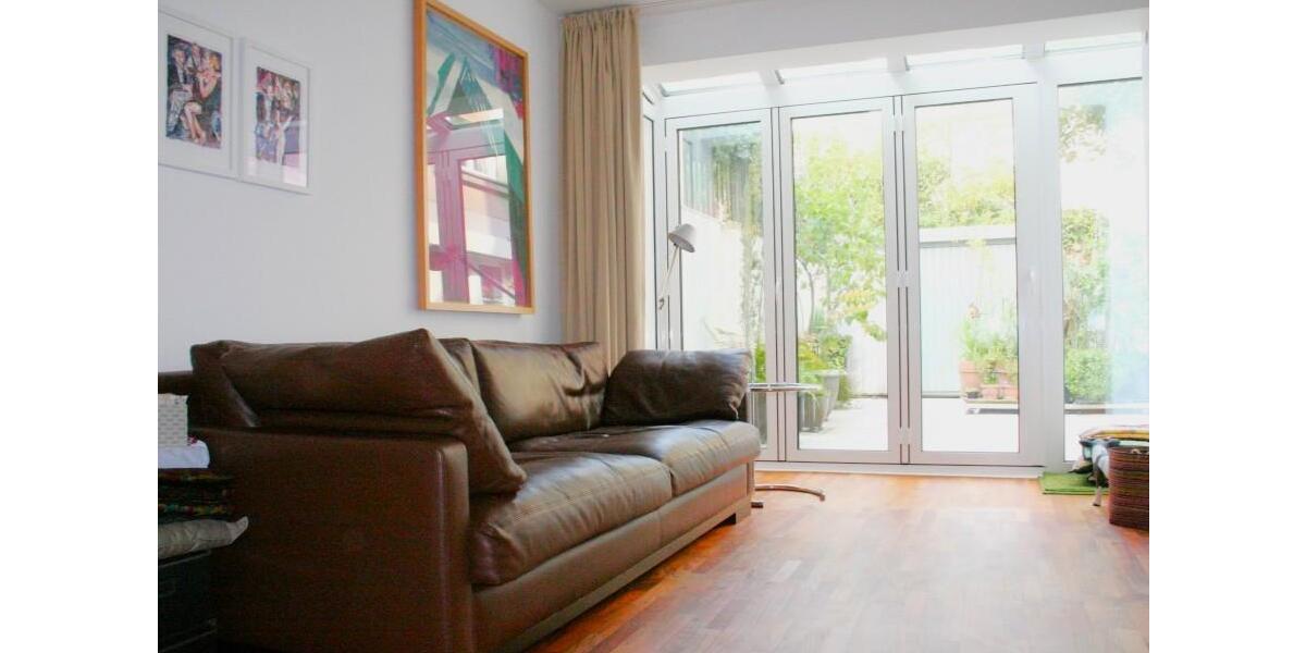 Köln, mitten drin und trotzdem absolut ruhig großzügige 3 Zimmer, ca. 116 m² mit ca. 39 m² große Terrasse und eigenem PKW-Stellplatz vor der Tür - Terrassenwohnung Köln Innenstadt | Angebot:25999691