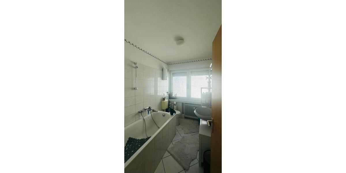 Dachgeschoßwohnung Köln Porz - 3 Zimmer, 80 m&sup2;, 244.000&euro; | Angebot:26762715