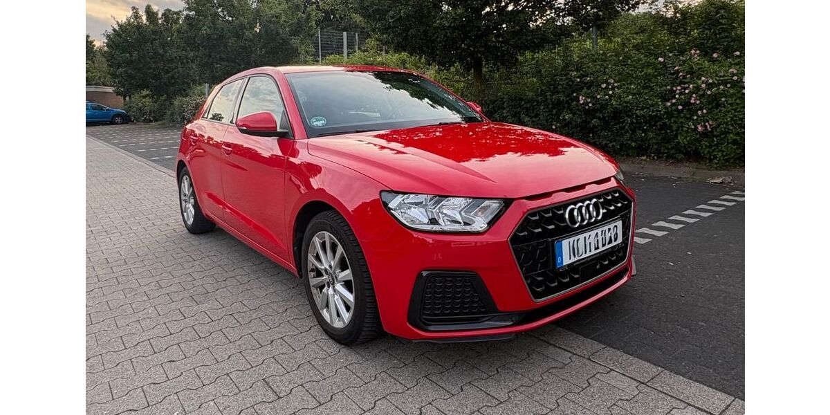 Audi A1 67.000 km 15.999 &euro; Köln 51061