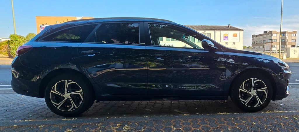 Hyundai i30 151.500 km 11.600 &euro; Düren 52351