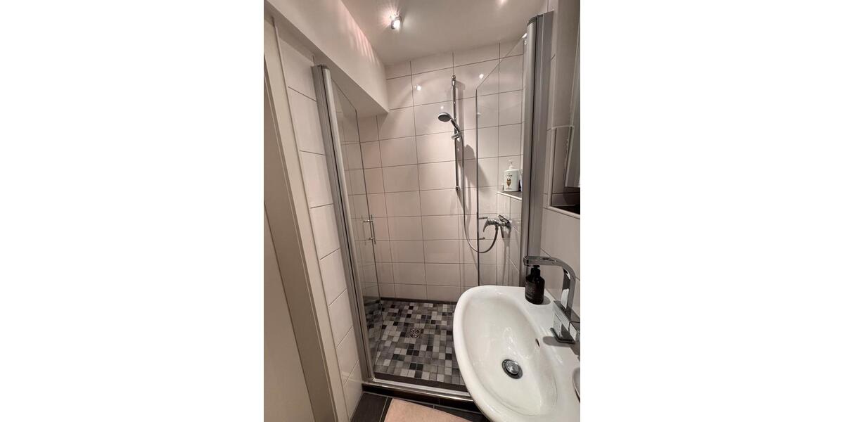Etagenwohnung Köln Innenstadt - 3 Zimmer, 57 m&sup2;, 1.500&euro; | Angebot:25839817