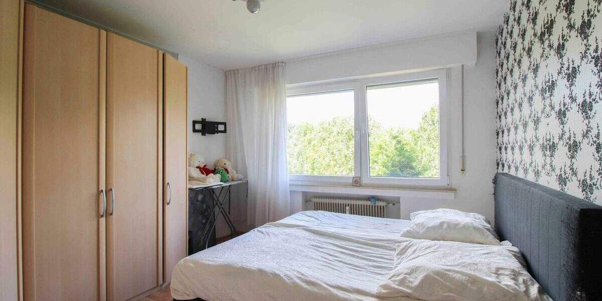 Etagenwohnung Bergheim Ahe - 3 Zimmer, 71 m&sup2;, 78.000&euro; | Angebot:25837353