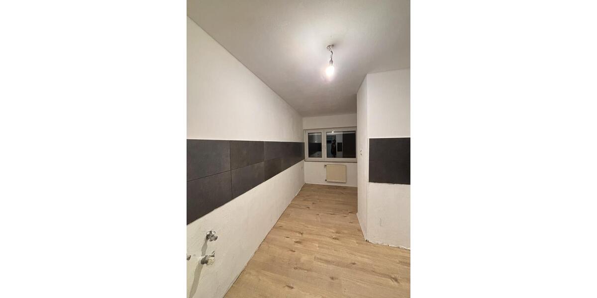 Etagenwohnung Düren Rölsdorf - 6 Zimmer, 125 m&sup2;, 1.650&euro; | Angebot:25164057