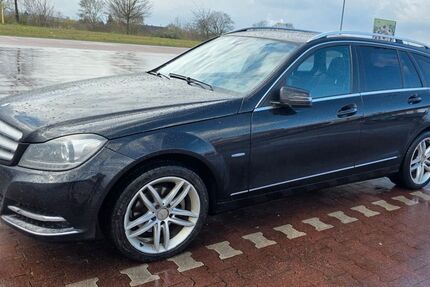 Mercedes-Benz C 200 491.164 km 3.899 &euro; Düren 52353