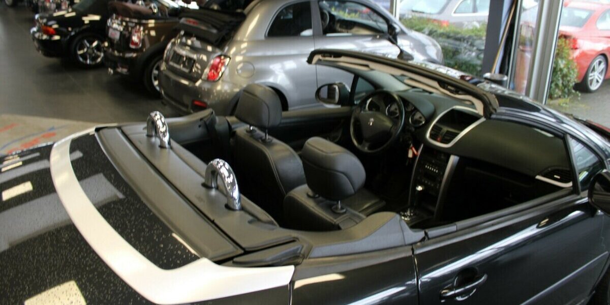 Peugeot 207CC 120 VTi Automatik Sport 81.975 km 6.980 &euro; Euskirchen 53881